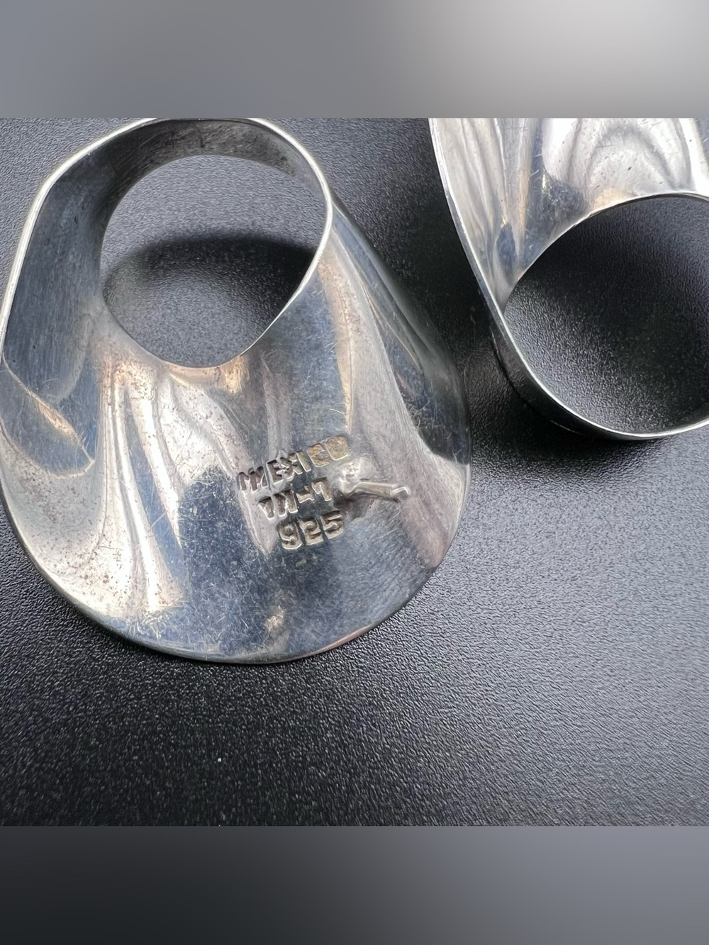 Taxco Modernist Loop Earrings - Picture 3 of 6